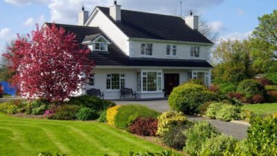 Lake Avenue House B&B